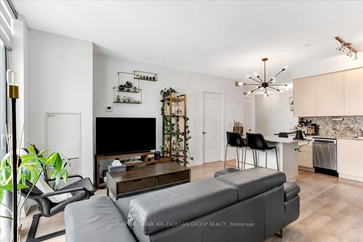 Condo for sale at 310-101 Erskine Avenue, Toronto, Mount Pleasant West, M4P 1Y5 - MLS: C11978821