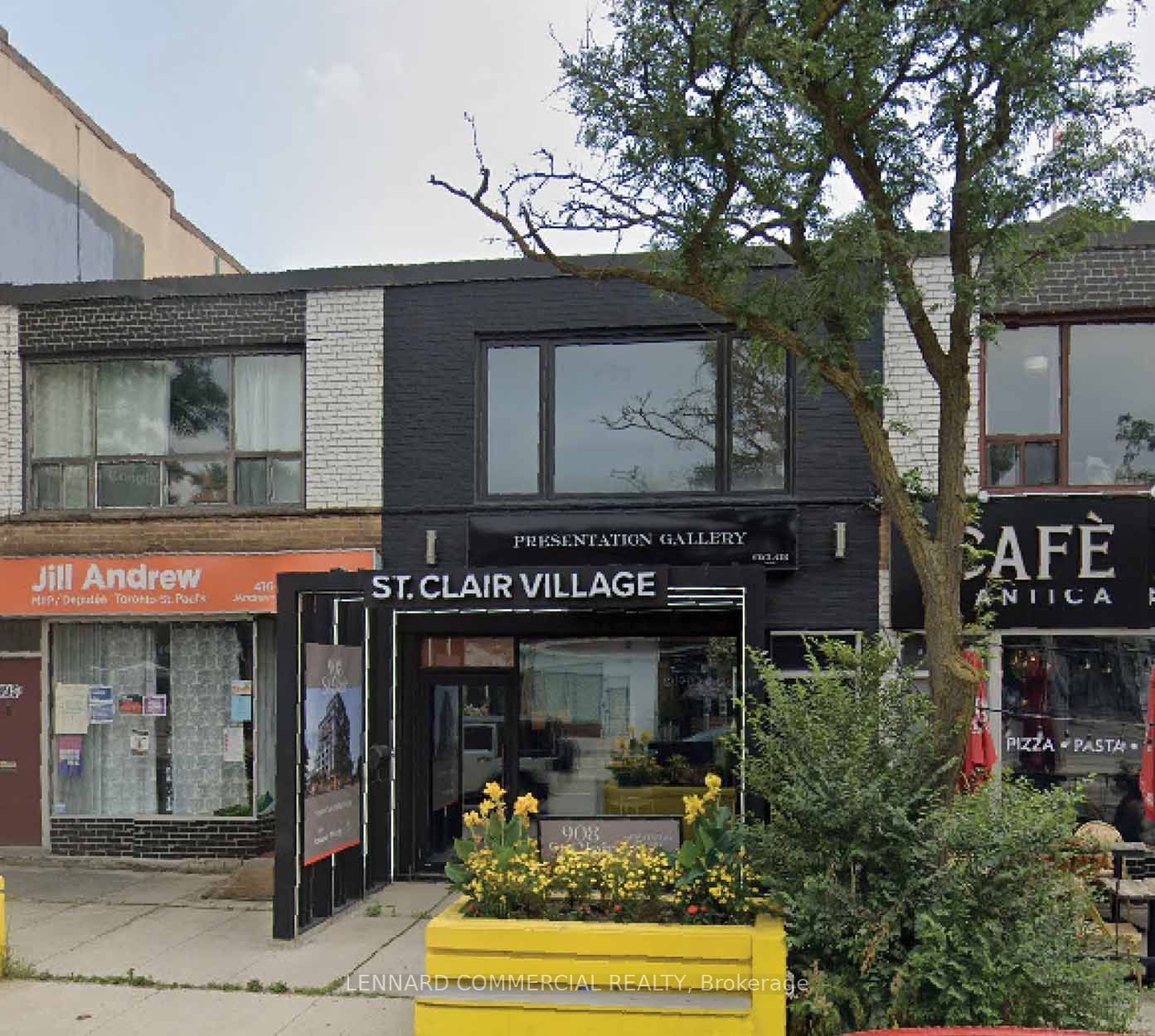 Commercial/Retail for sale at 805 St Clair Avenue, Toronto, Oakwood Village, M6C 1C5 - MLS: C11979004