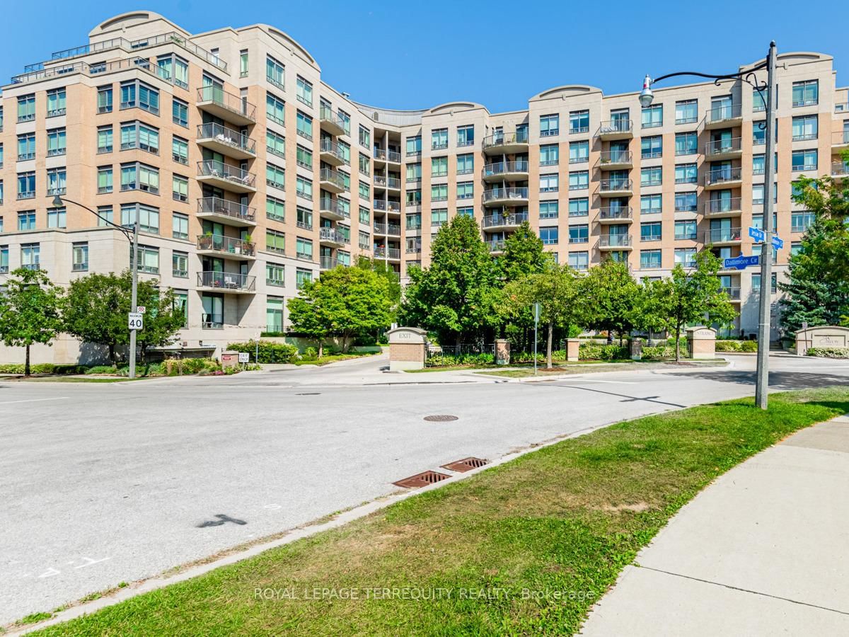 Condo for sale at 113-16 Dallimore Circle, Toronto, Banbury-Don Mills, M3C 4C4 - MLS: C11979294