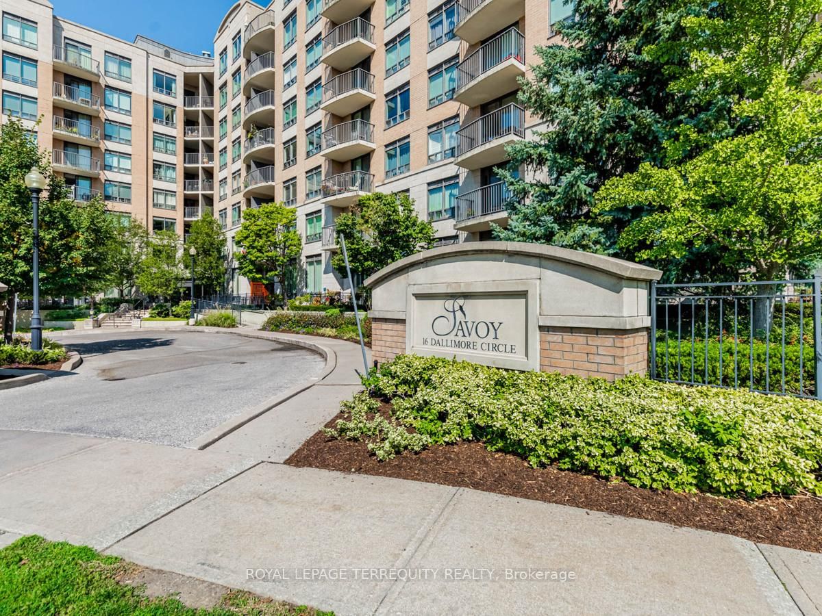 Condo for sale at 113-16 Dallimore Circle, Toronto, Banbury-Don Mills, M3C 4C4 - MLS: C11979294