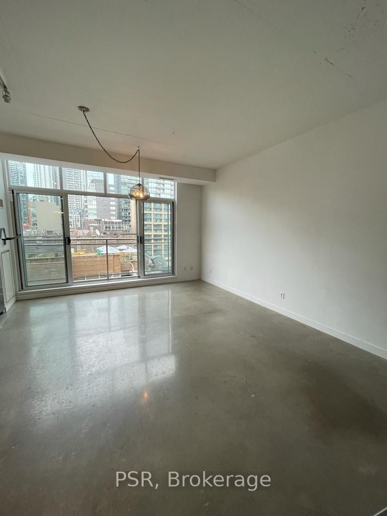 Condo for lease at 713-23 Brant Street, Toronto, Waterfront Communities C1, M5V 2L9 - MLS: C11979548