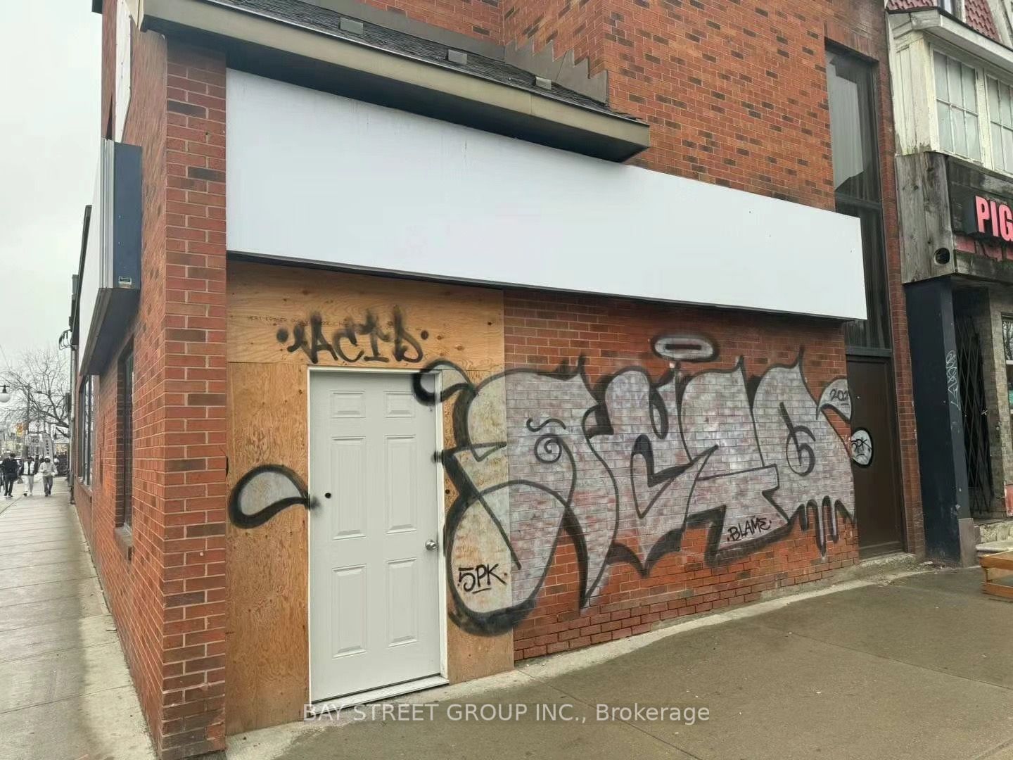 Commercial/Retail for lease at 2nd Fl-648 Spadina Avenue, Toronto, University, M5S 2H7 - MLS: C11979673