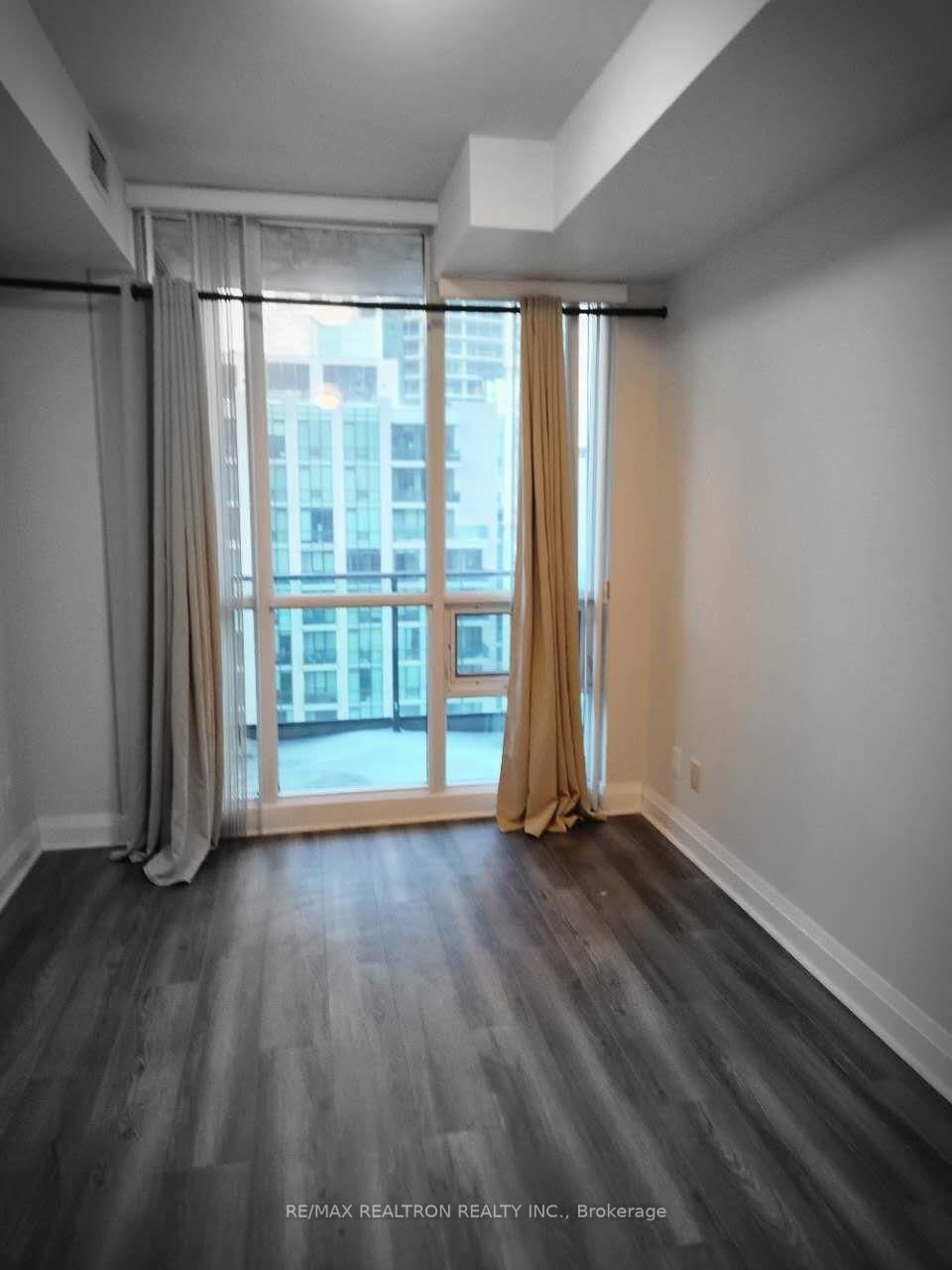 Condo for lease at 3806-16 Harbour Street, Toronto, Waterfront Communities C1, M5J 2Z7 - MLS: C11979702