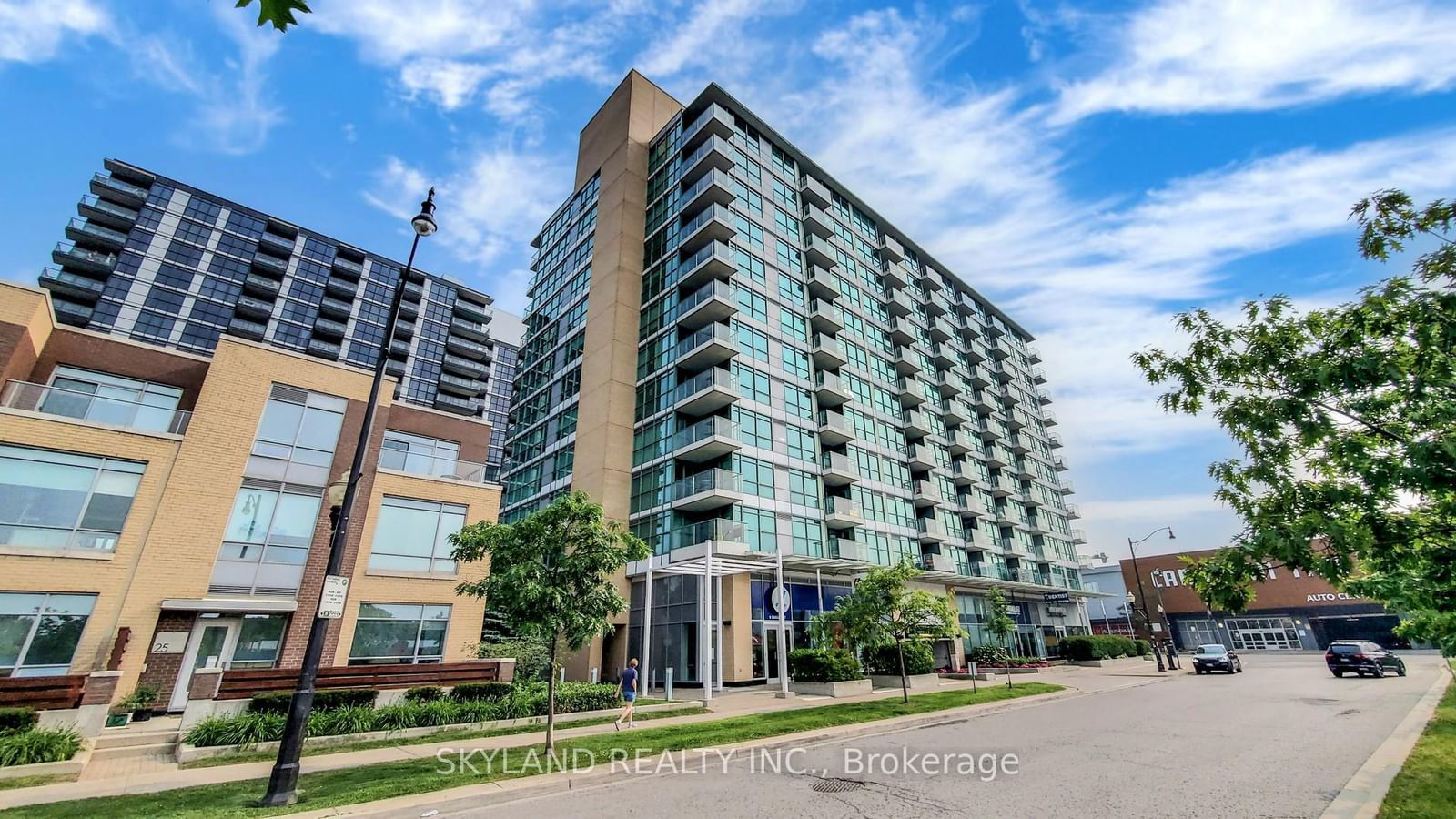 Condo sold at 1618-19 Singer Court, Toronto, Bayview Village, M2K 0B2 - MLS: C11979743