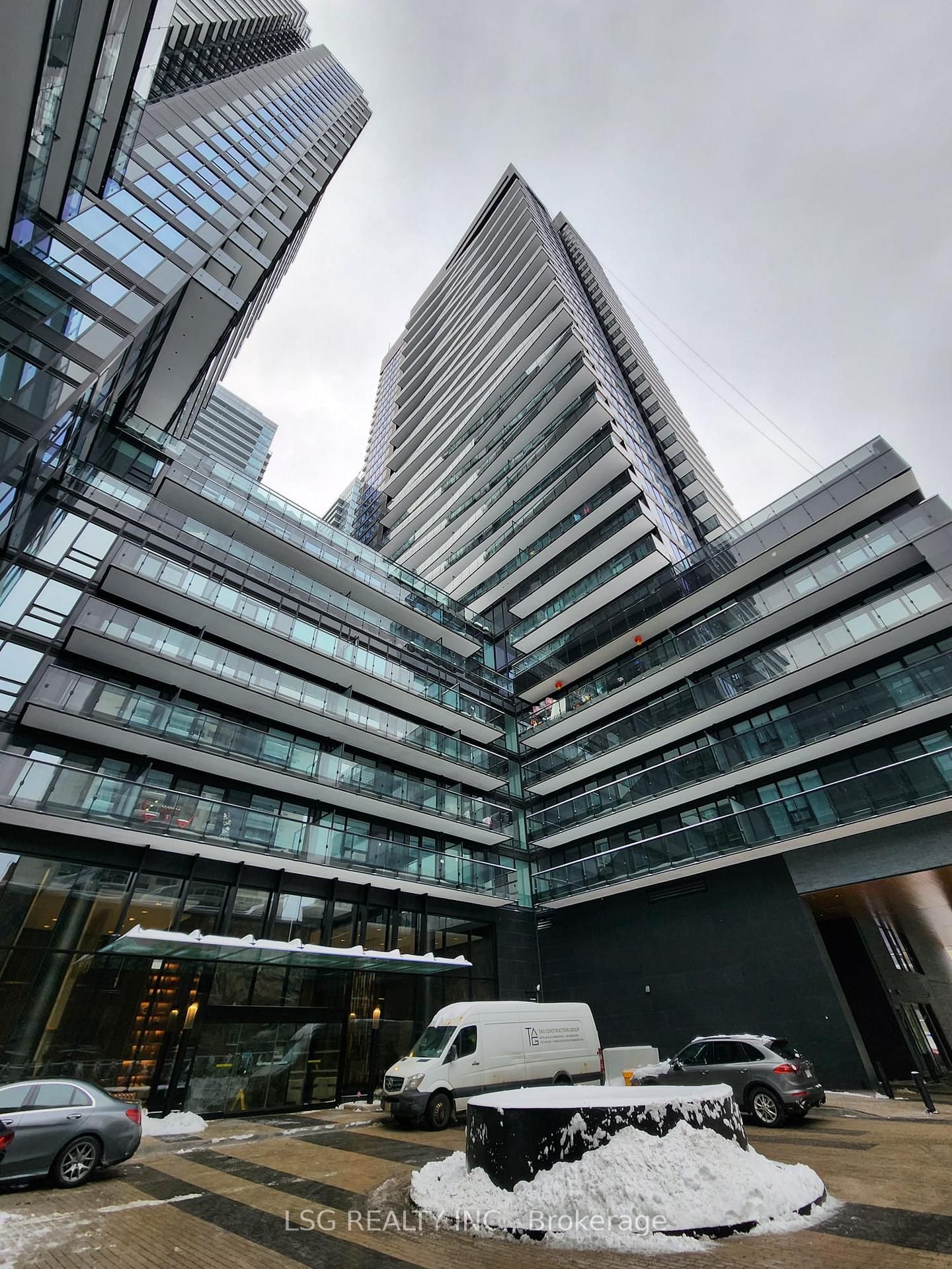 Condo for lease at 2103-117 Broadway Avenue, Toronto, Mount Pleasant West, M4P 1V3 - MLS: C11979753