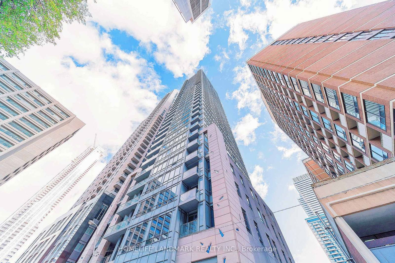 Condo for sale at 3301-21 Balmuto Street, Toronto, Bay Street Corridor, M4Y 1W4 - MLS: C11979774