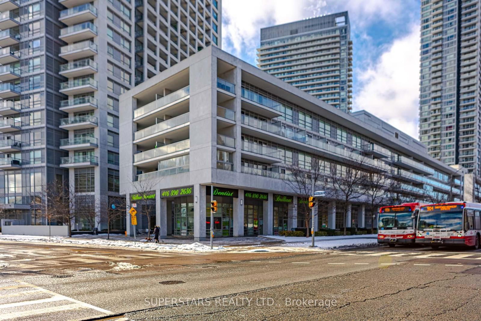 Condo sold at 125-2035 Sheppard Avenue, Toronto, Henry Farm, M2J 0A8 - MLS: C11979891