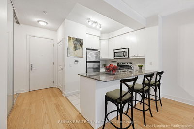 Unit 315 — 38 The Esplanade, Toronto - Waterfront Communities C8 image-0-3