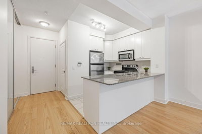Unit 315 — 38 The Esplanade, Toronto - Waterfront Communities C8 image-0-4