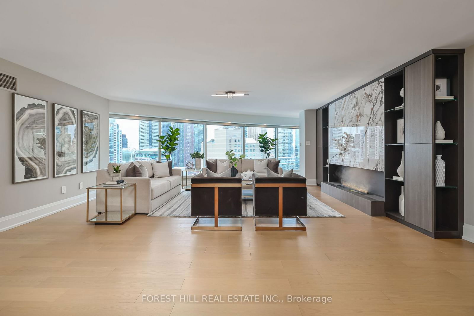 Condo for sale at 2702-33 University Avenue, Toronto, Waterfront Communities C1, M5J 2S7 - MLS: C11981213