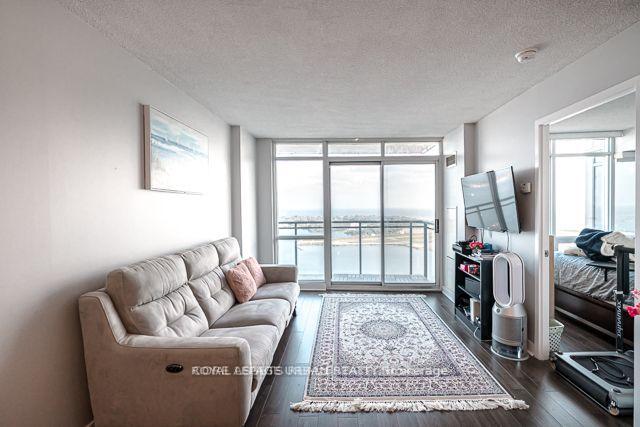 Condo leased at 4912-11 Brunel Court, Toronto, Waterfront Communities C1, M5V 3Y3 - MLS: C11981597