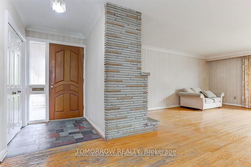 19 Morewood Cres, Toronto, M2K 1L8 | Image 3