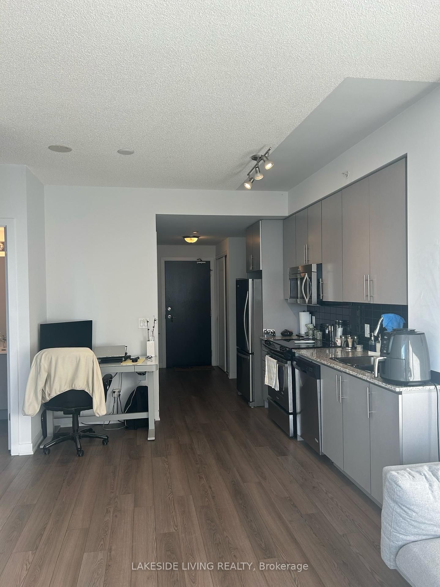 Condo for lease at 1312-60 Berwick Avenue, Toronto, Mount Pleasant West, M5P 0A3 - MLS: C11981862