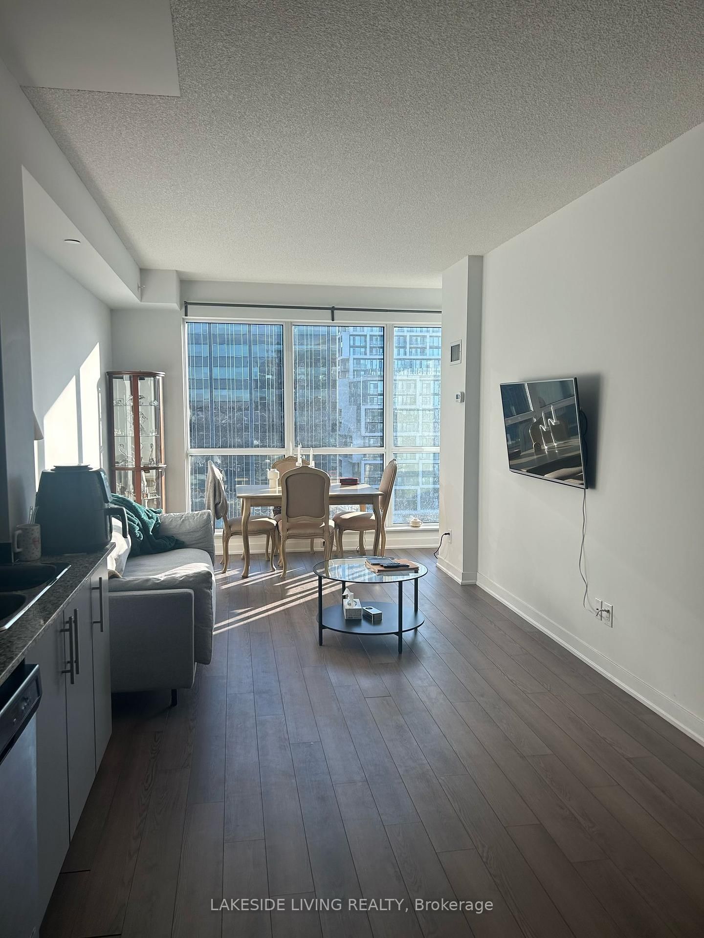 Condo for lease at 1312-60 Berwick Avenue, Toronto, Mount Pleasant West, M5P 0A3 - MLS: C11981862