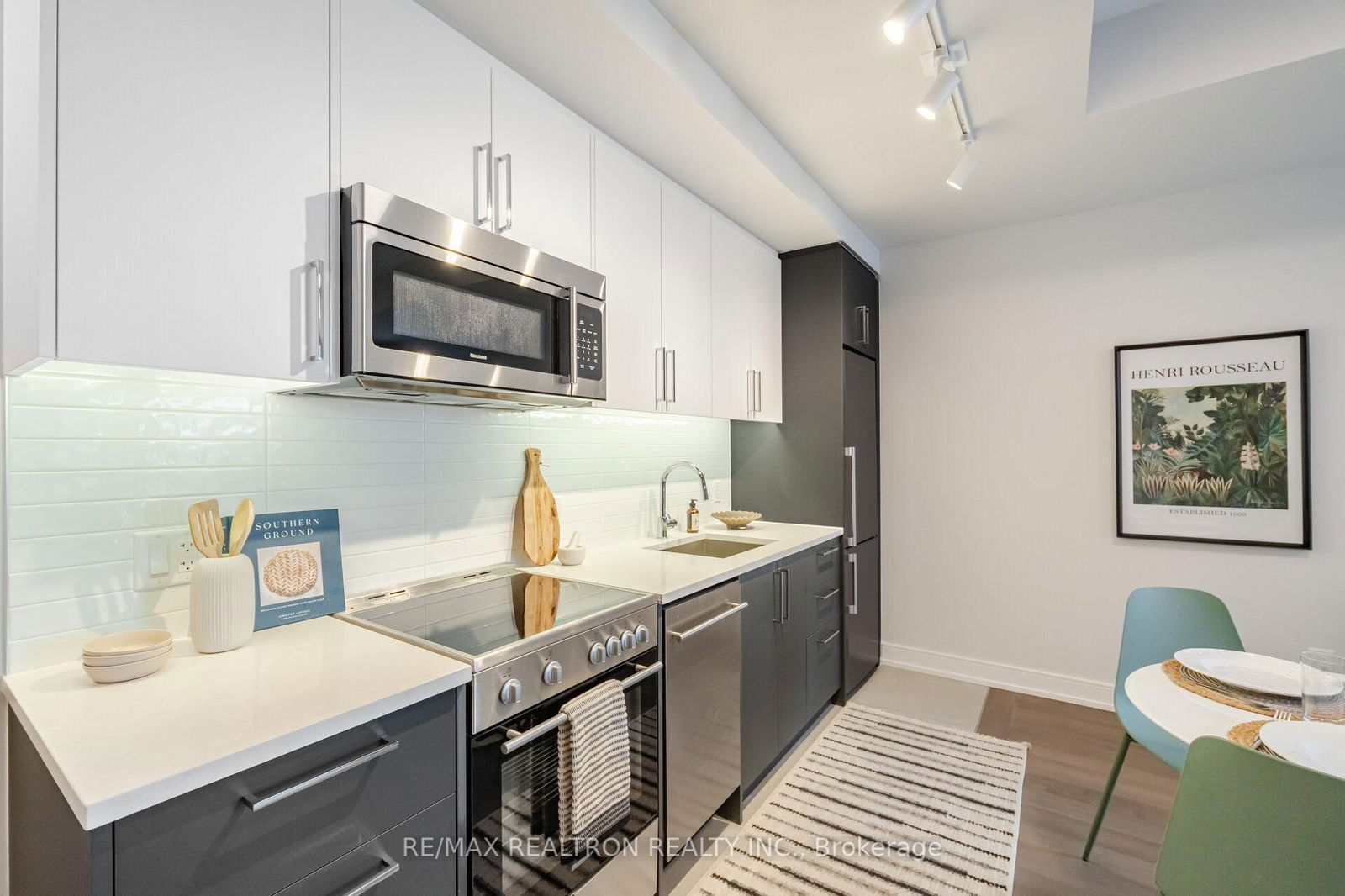 Condo for lease at 318-664 Spadina Avenue, Toronto, University, M5S 2H7 - MLS: C11981936