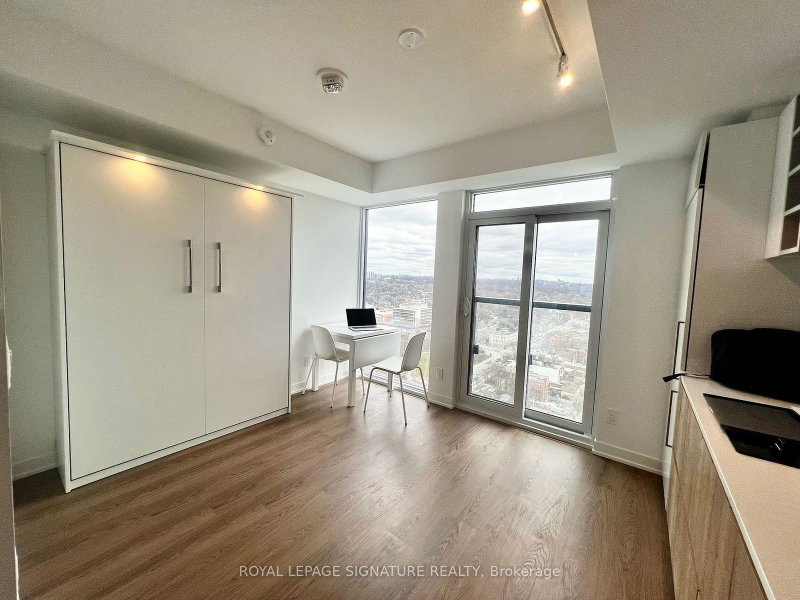 Room1