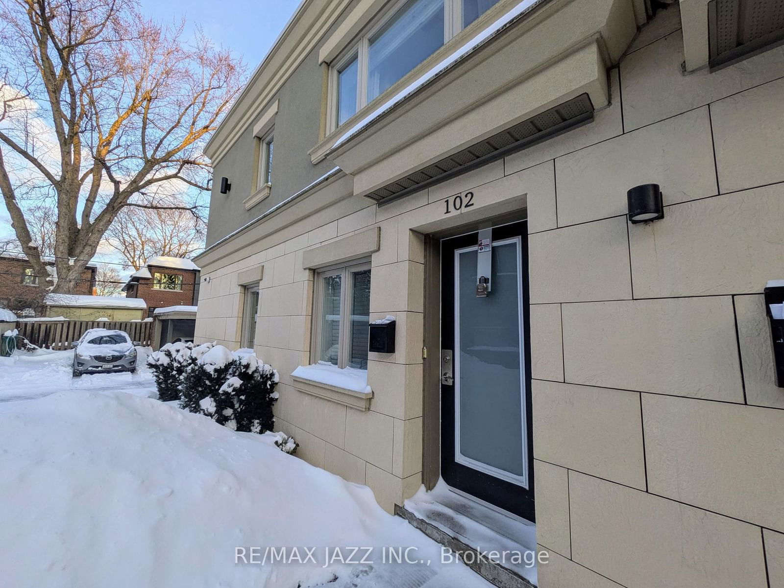 Semi-Detached House for lease at 102-1303 Bayview Avenue, Toronto, Leaside, M4G 2Z8 - MLS: C11982503