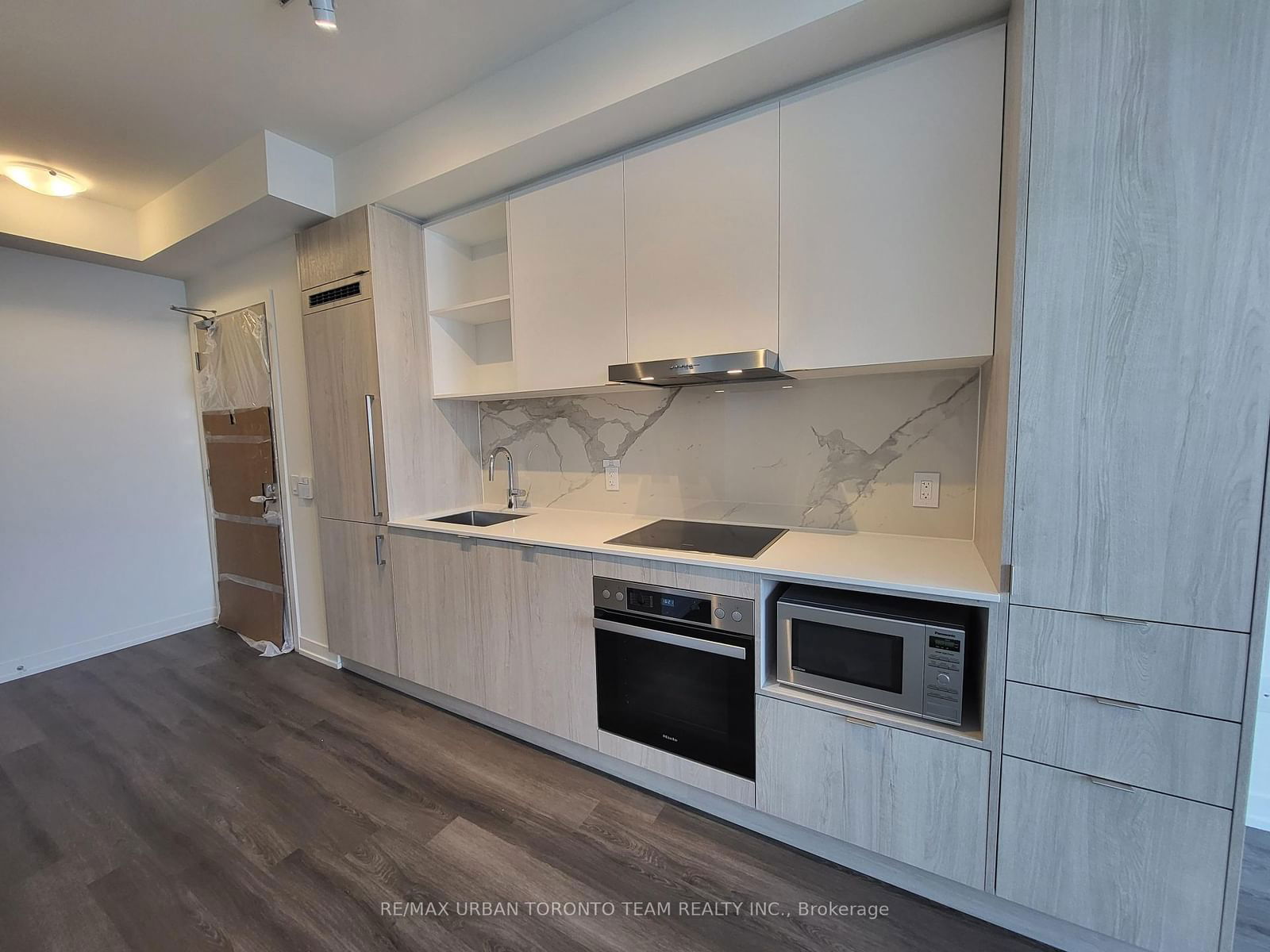 Condo for lease at 6707-138 Downes Street, Toronto, Waterfront Communities C8, M5E 0E4 - MLS: C11982640