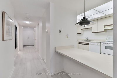 Unit 207 — 131 Beecroft Rd, Toronto - Lansing-Westgate image-0-1