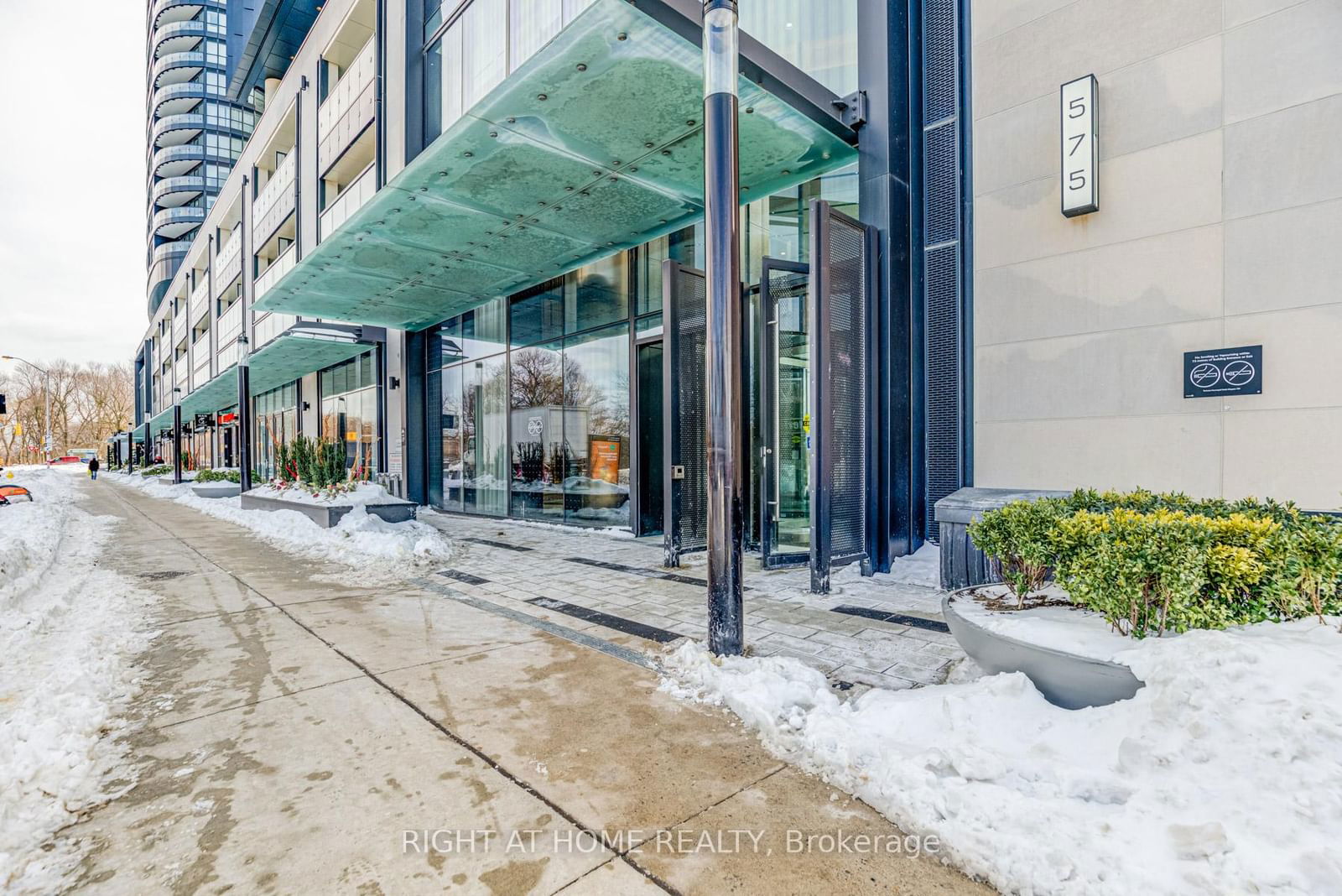 Condo for sale at 3603-575 Bloor Street, Toronto, North St. James Town, M4W 0B2 - MLS: C11983270