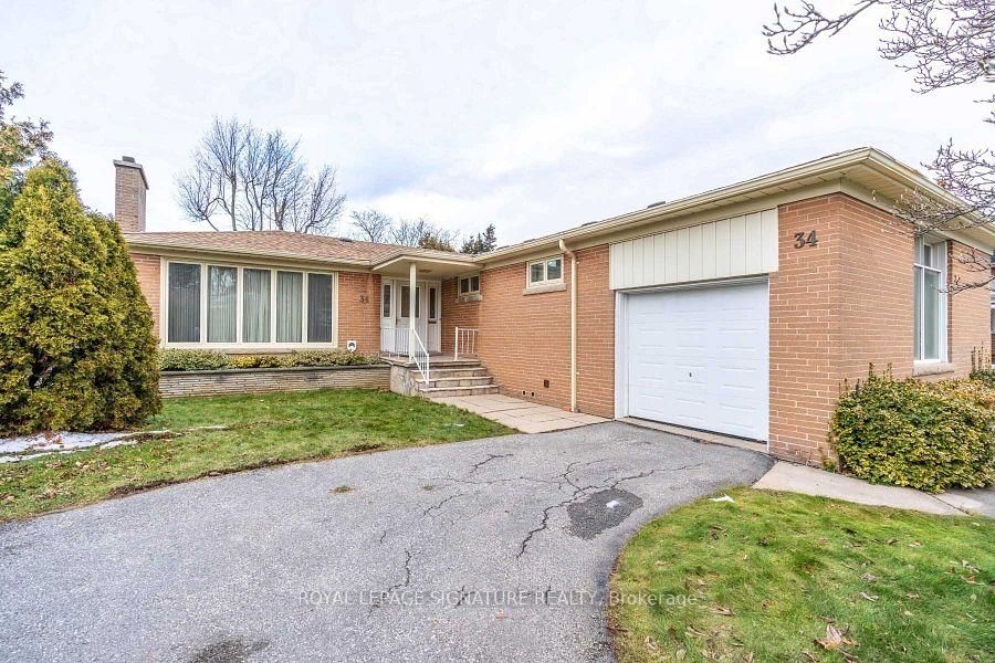 Detached House for lease at 34 Foxwarren Drive, Toronto, Bayview Village, M2K 1L3 - MLS: C11983433