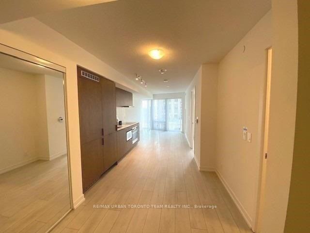 Condo for lease at 903-60 Shuter Street, Toronto, Church-Yonge Corridor, M5B 1A8 - MLS: C11983558