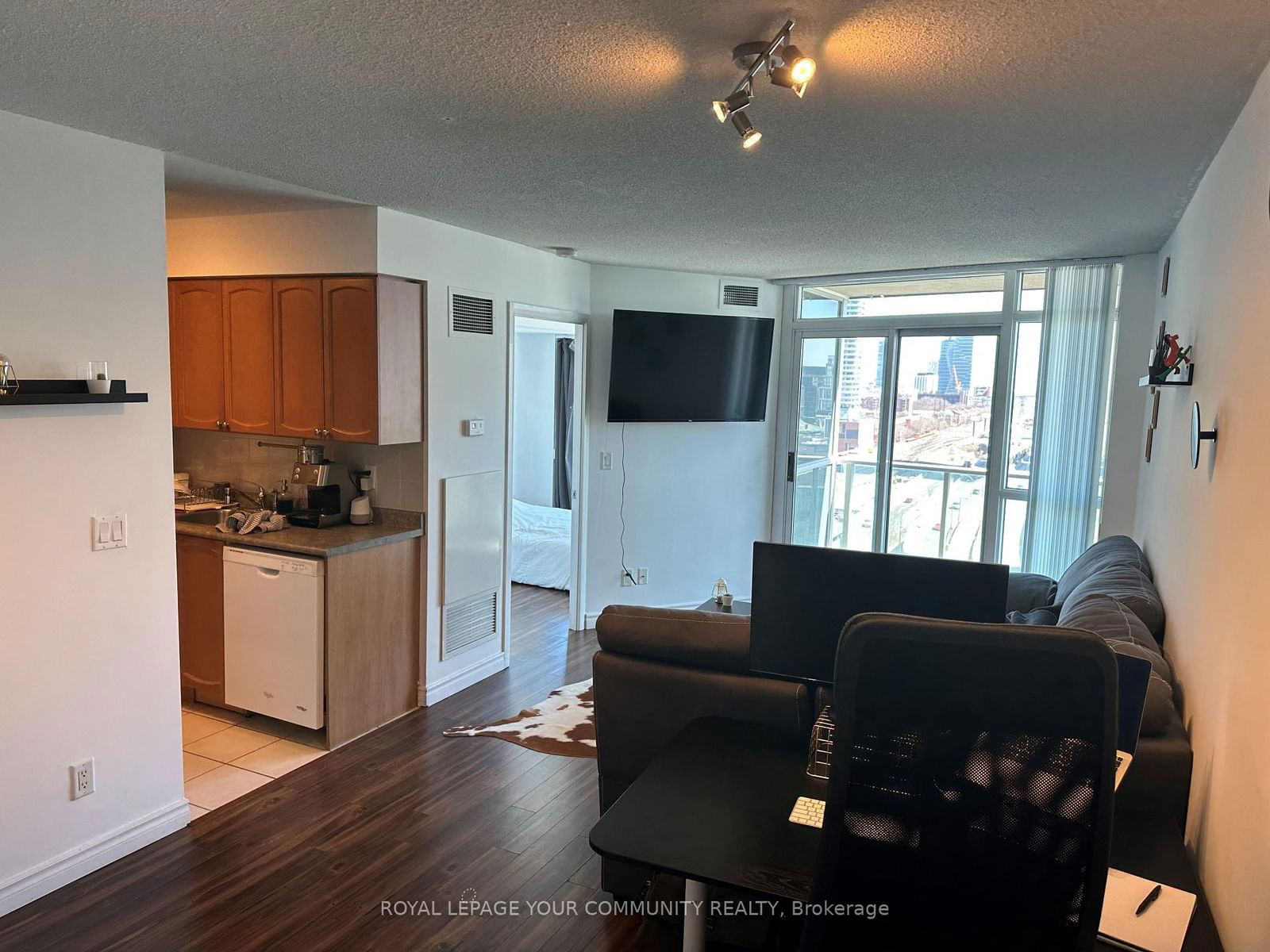 Condo for lease at 1510-18 Yonge Street, Toronto, Waterfront Communities C1, M5E 1Z8 - MLS: C11983821