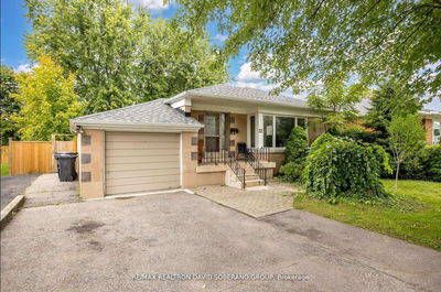 52 Acton Ave, Toronto - Bathurst Manor