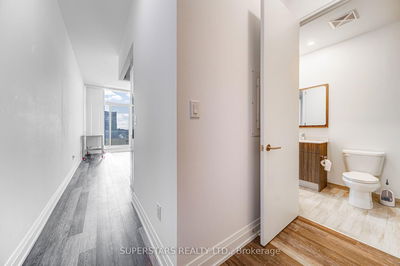 Unit 2905 — 75 Canterbury Pl, Toronto - Willowdale West image-0-2