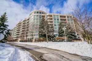 Unit 628 — 205 The Donway, Toronto - Banbury-Don Mills image-0-0