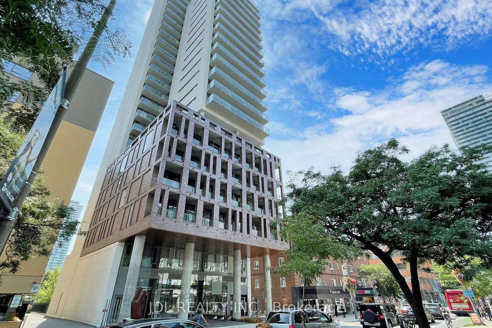 Condo sold at 902-81 Wellesley Street, Toronto, Church-Yonge Corridor, M4Y 0C5 - MLS: C11983885