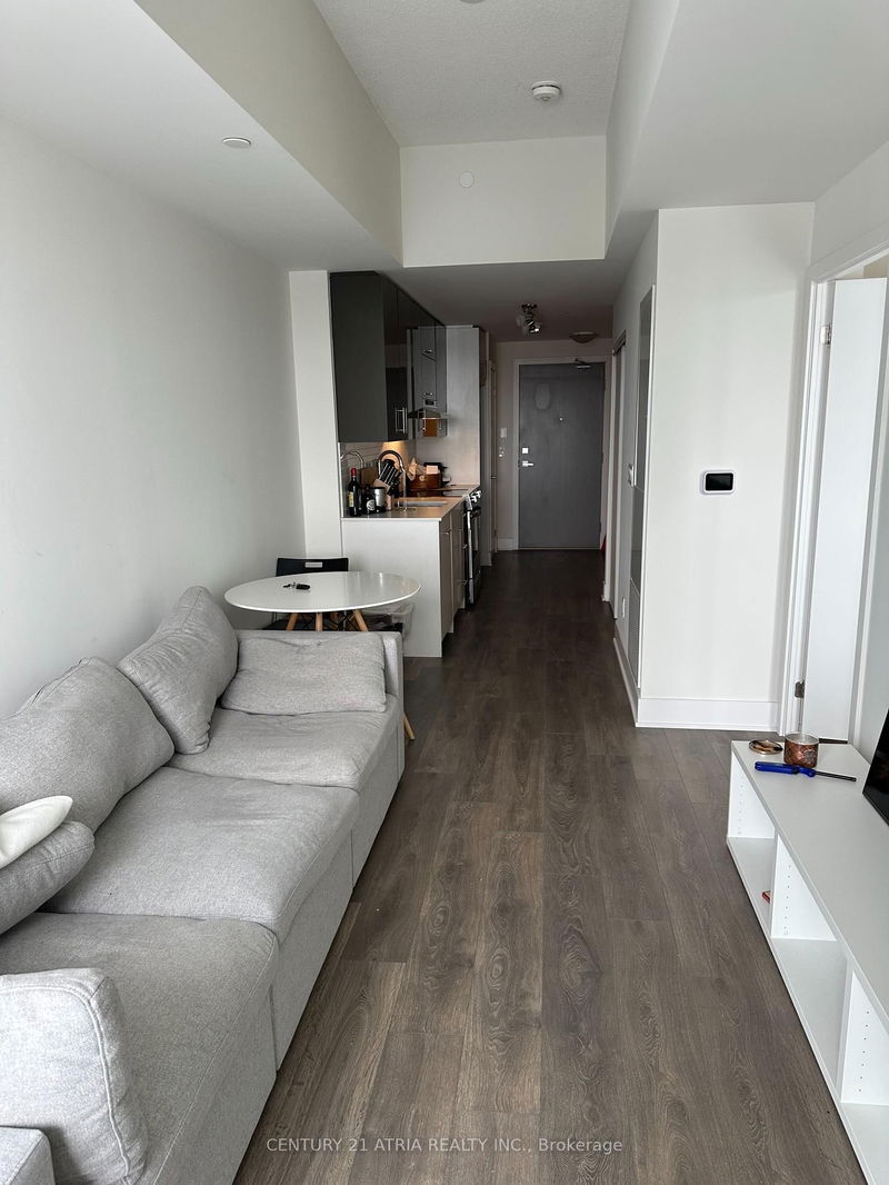 home for lease on 821-188 Fairview Mall Drive