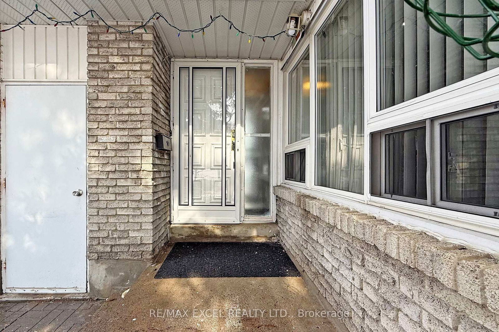 Townhouse for sale at 1 Candle Liteway, Toronto, Westminster-Branson, M2R 3J5 - MLS: C11984059