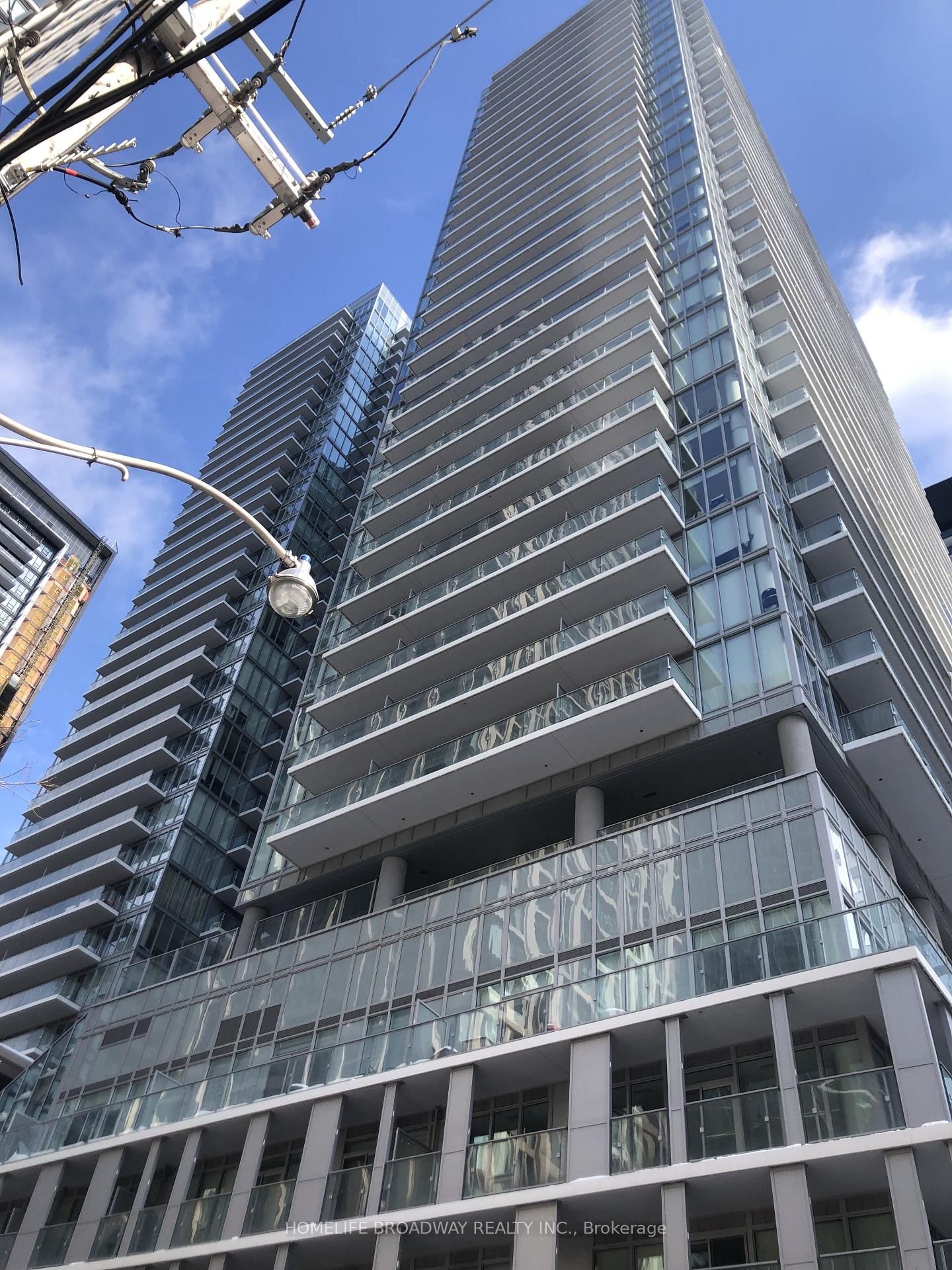 Condo for lease at 2409-195 Redpath Avenue, Toronto, Mount Pleasant West, M4P 0E4 - MLS: C11984480