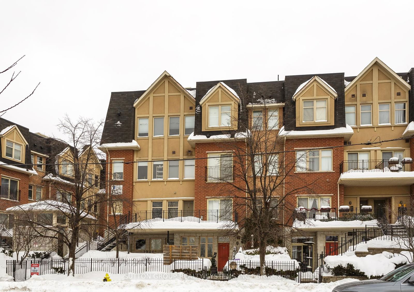 Townhouse for sale at 209-65 Cranborne Avenue, Toronto, Victoria Village, M4A 2Y5 - MLS: C11984517