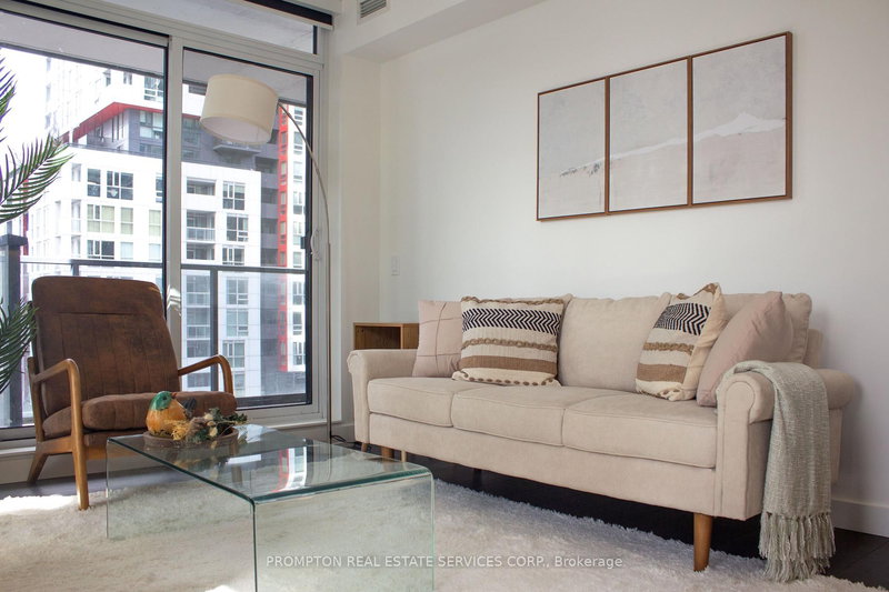 1811 - 38 Widmer St, Toronto, M5V 0P7 | Image 3