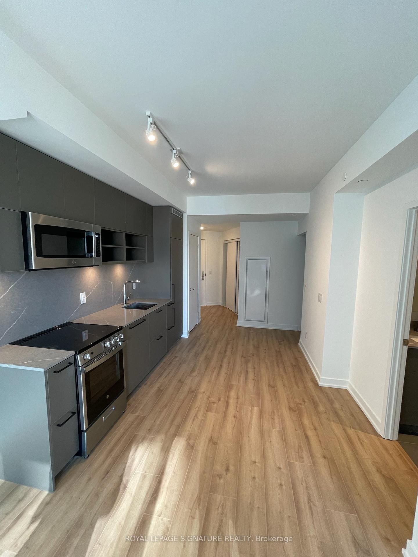 Condo for lease at 2107-135 East Liberty Street, Toronto, Niagara, M6K 3K4 - MLS: C11984571