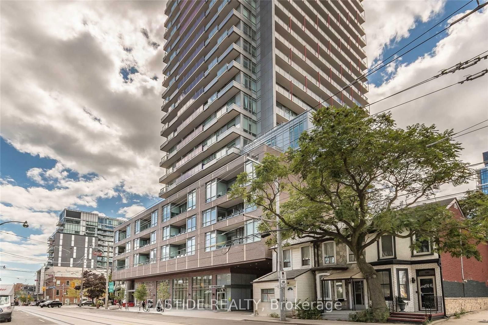 Condo for lease at 1705-120 Parliament Street, Toronto, Moss Park, M5A 2Y8 - MLS: C11984606