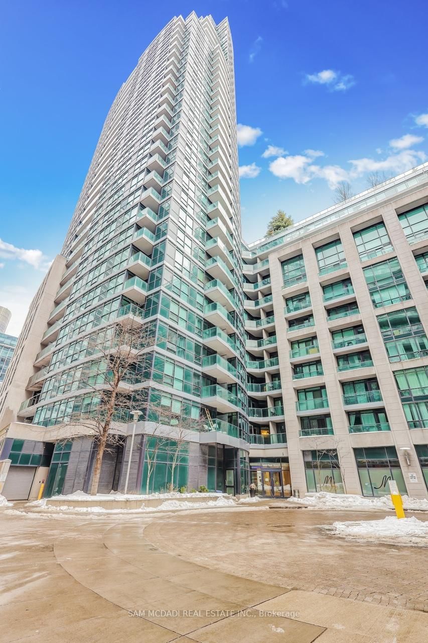 Condo for lease at 332-600 Fleet Street, Toronto, Niagara, M5V 1B7 - MLS: C11984659