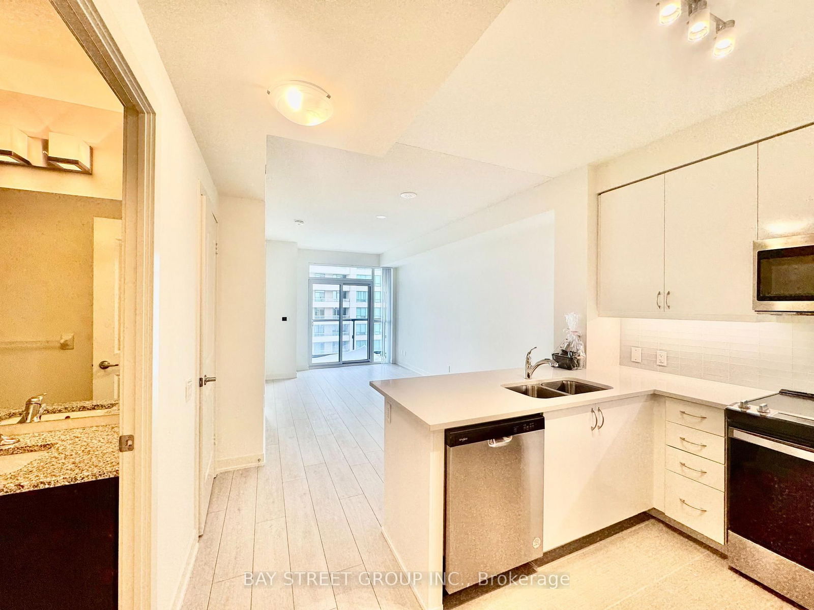 Condo leased at 2803-4955 Yonge Street, Toronto, Willowdale East, M2N 0L8 - MLS: C11984734