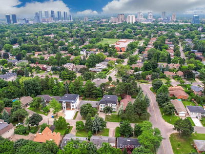 156 Burbank Dr, Toronto - Bayview Village