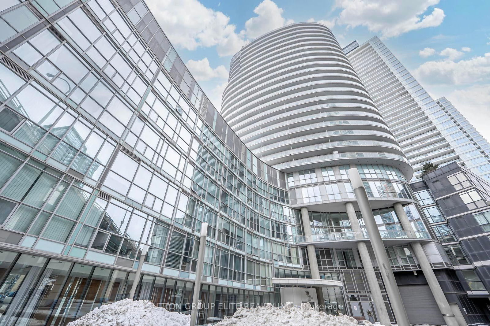 Condo for sale at 1611-38 Dan Leckie Way, Toronto, Waterfront Communities C1, M5V 2V6 - MLS: C11984811