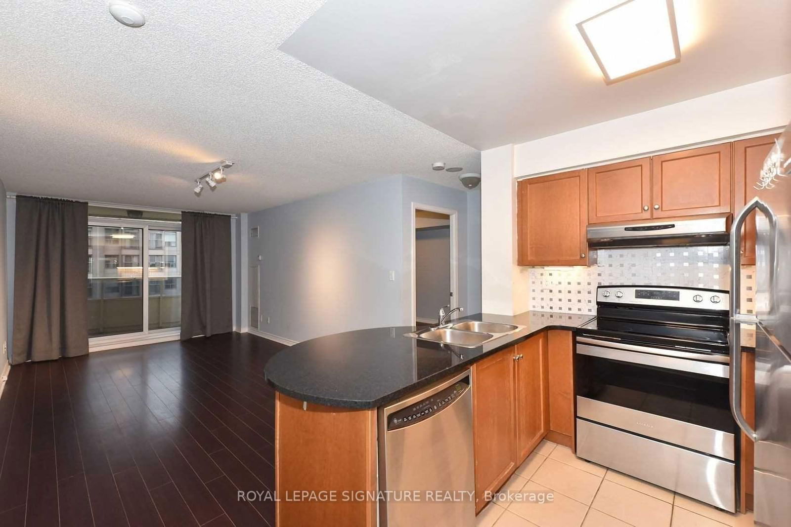 Condo for sale at 704-2 Rean Drive, Toronto, Bayview Village, M2K 3B8 - MLS: C11985020