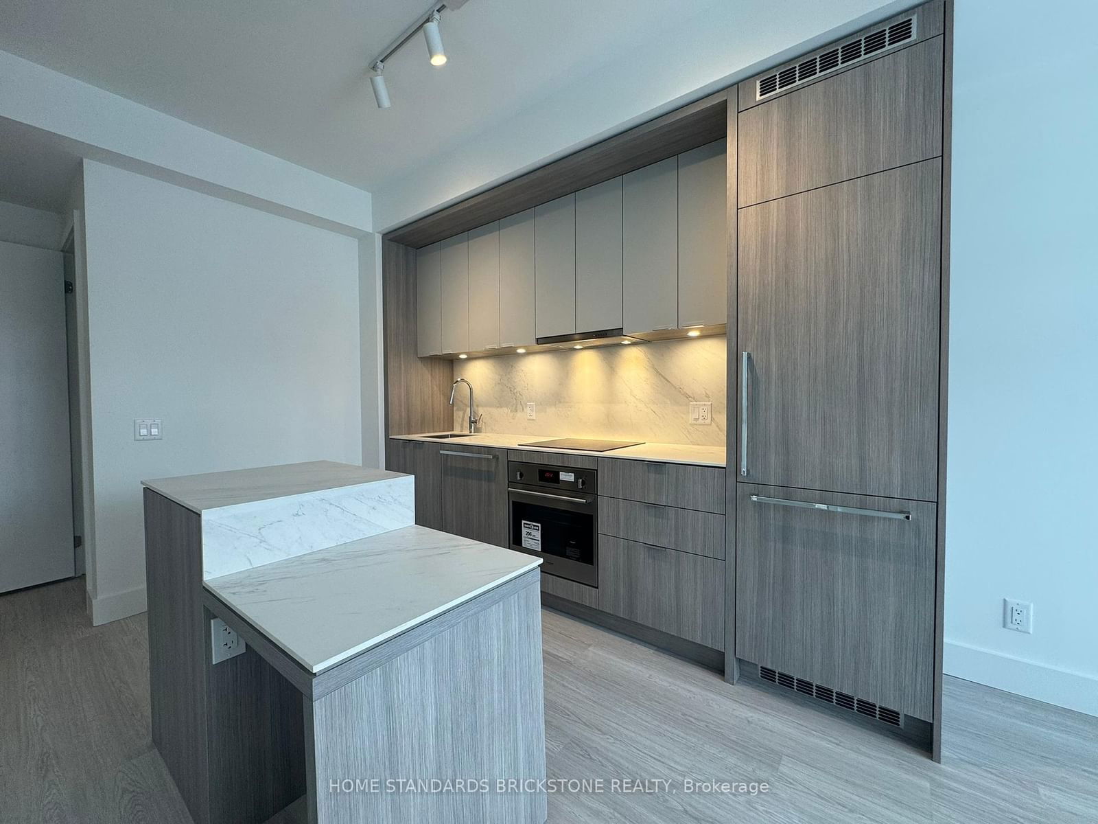 Condo for lease at 509-6 Greenbriar Road, Toronto, Bayview Village, M2K 1B5 - MLS: C11985321