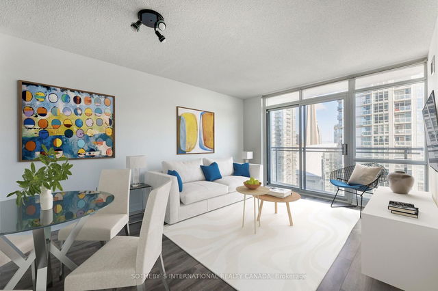 3608 - 11 Brunel Court