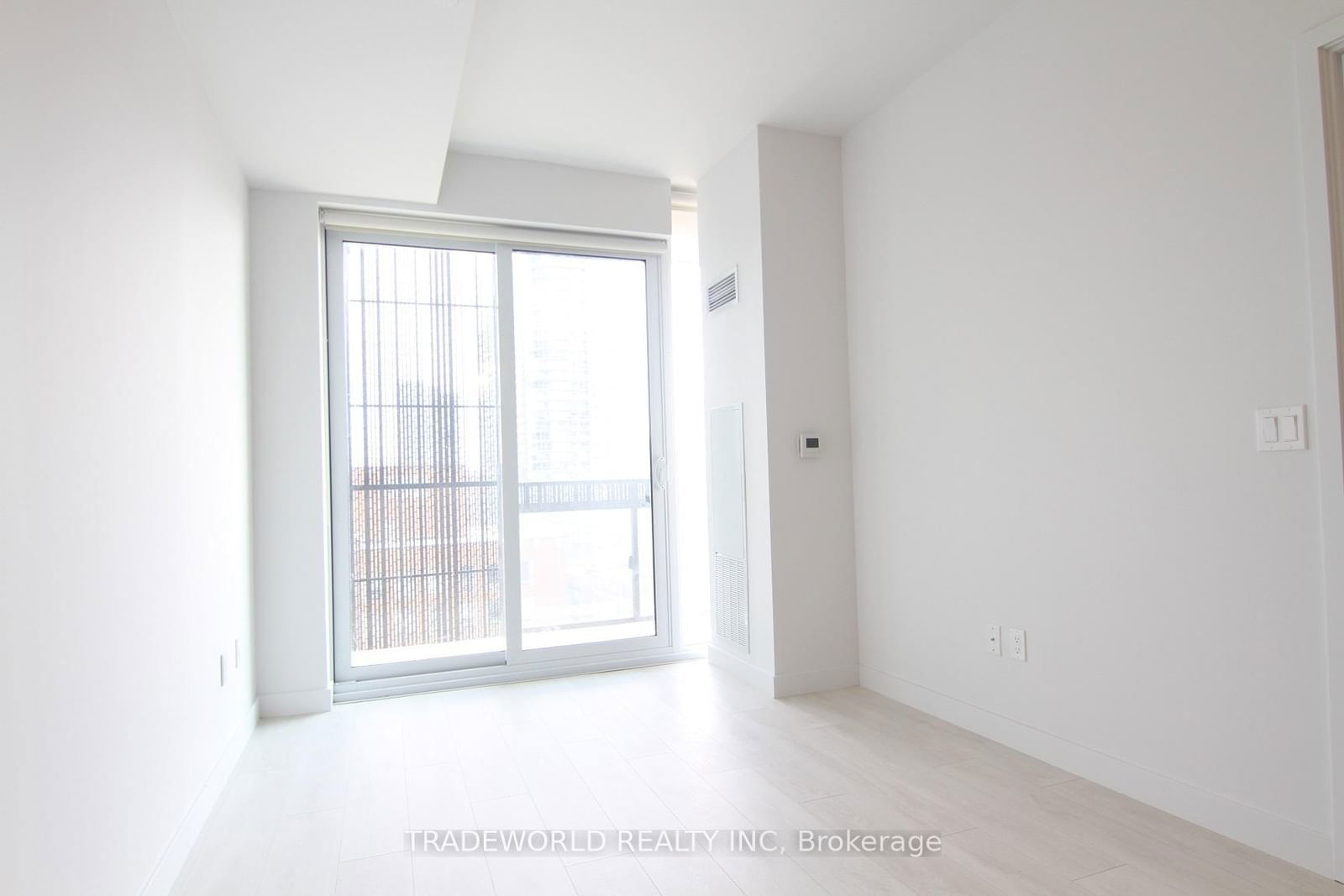 Condo for sale at 1210-8 Eglinton Avenue, Toronto, Mount Pleasant West, M4P 0C1 - MLS: C11985743