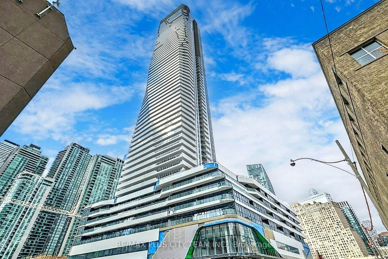 Condo for lease at 1407-28 Freeland Street, Toronto, Waterfront Communities C8, M5E 0E3 - MLS: C11985815