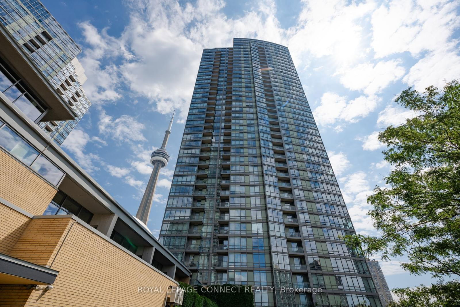 Condo for sale at 901-UNF-5 Mariner Terrace, Toronto, Waterfront Communities C1, M5V 3V6 - MLS: C11986520