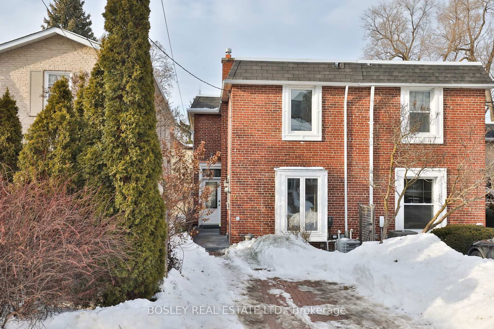 Semi-Detached House for sale at 2 Fairfield Road, Toronto, Mount Pleasant East, M4P 1T1 - MLS: C11986728