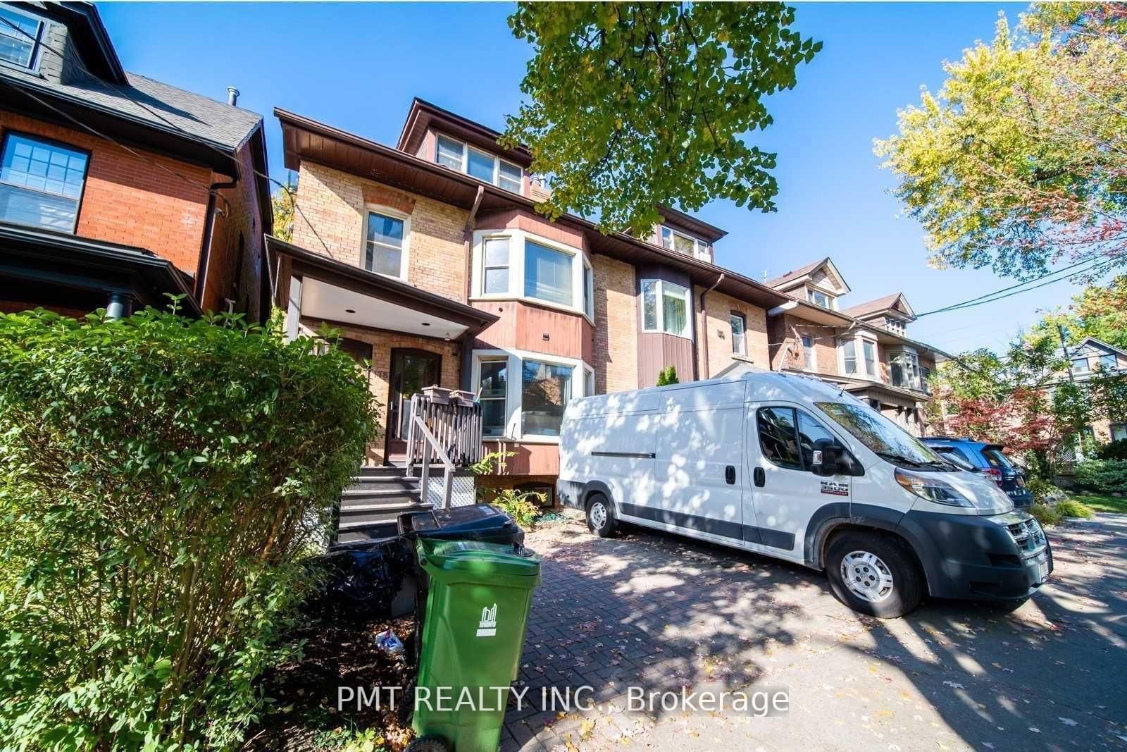 Semi-Detached House for lease at 1-178 Madison Avenue, Toronto, Annex, M5R 2S5 - MLS: C11987093